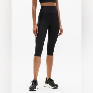 Athleta Pacesetter Crop